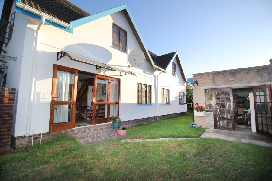 3 Bedroom Property for Sale in Heiderand Western Cape
